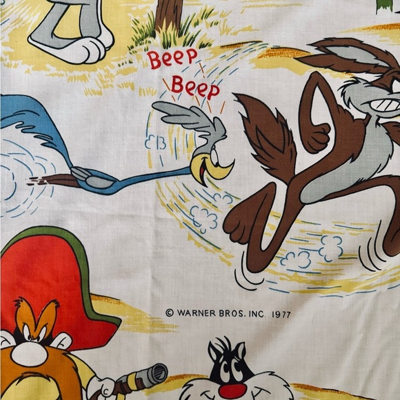 VTG 1977 Warner Bros. Inc Looney Tunes Flat Sheet Size: TWIN - Picture 3 of 6